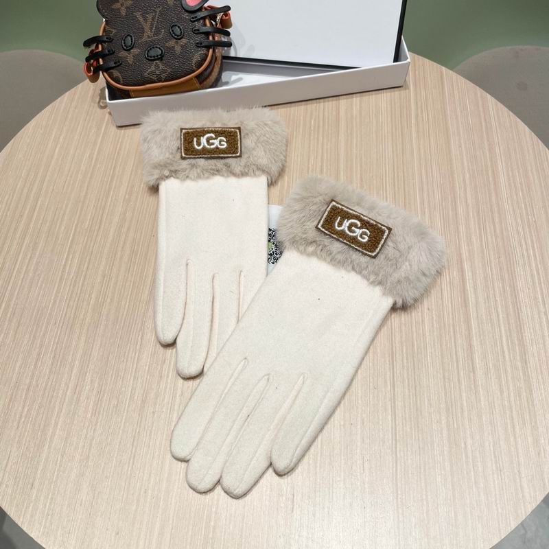 UGG Gloves 010215